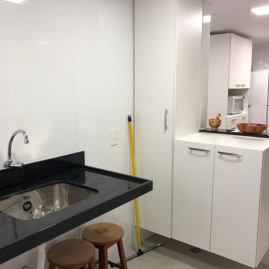 Alto Padrao - Apartamento De 3 Quartos Na Badalada Praia Do Morro A Poucos Passos Da Areia - Elevador -Wi-Fi กวาราปารี ภายนอก รูปภาพ